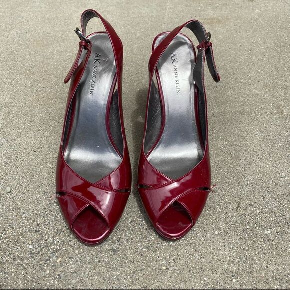 🍄 AK Anne Klein Red Strappy Open Toe Pumps - Picture 1 of 10